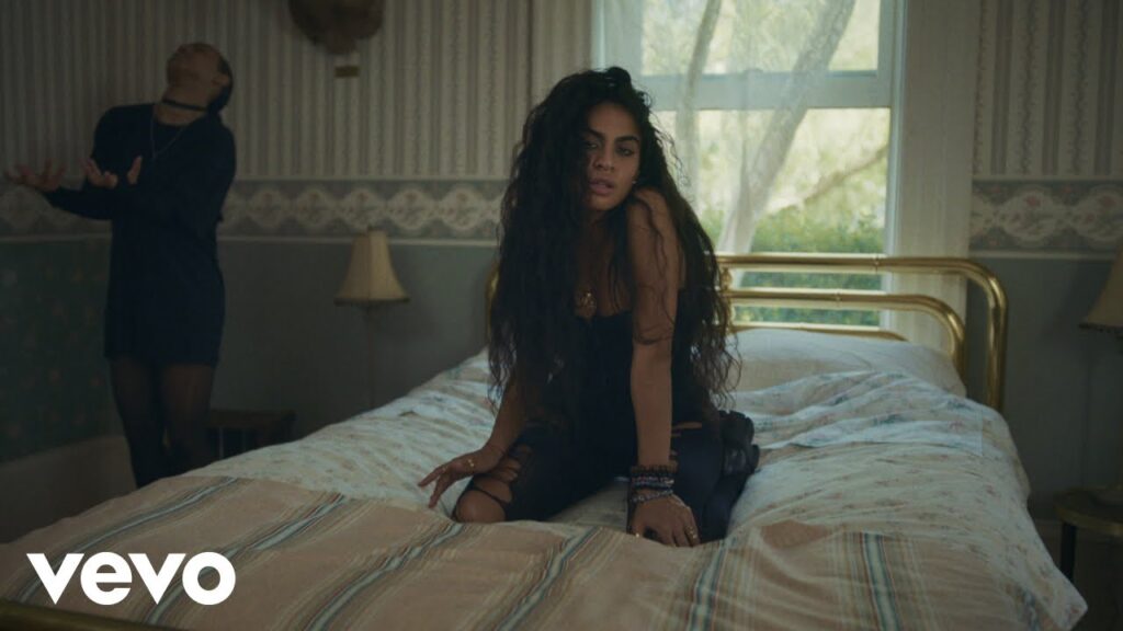 Jessie Reyez - MUTUAL FRIEND